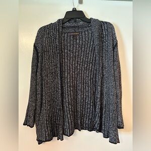 NWOT. Dana Buckman, navy/white open faced cardigan, women’s size large